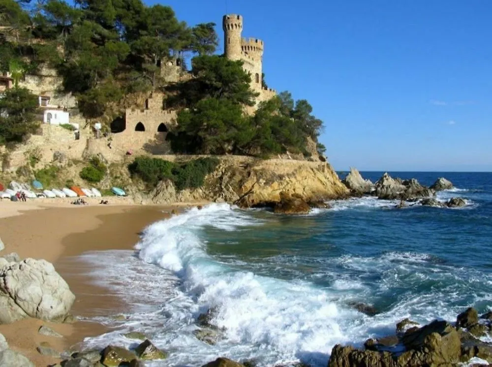Villa In Lloret De Mar - 104825 By Mo Rentals